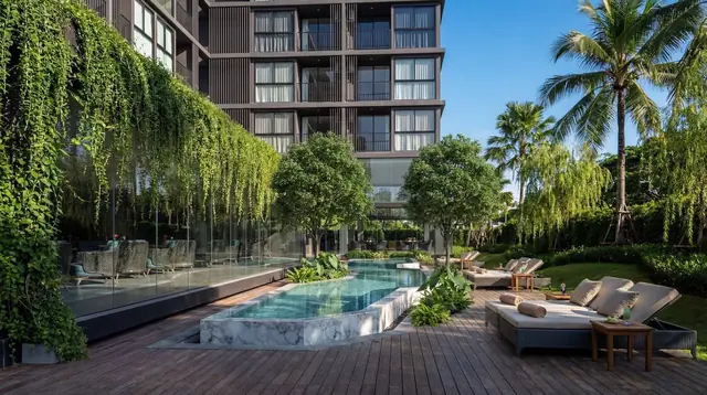 Aceller Hotel & Residence — Бассейн во внутреннем дворе, Чалонг, Пхукет