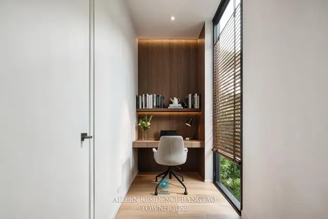 Aileen Residence Bangtao — Рабочее место у окна, Банг Тао и Лагуна, Пхукет