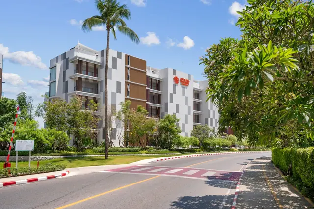 Angsana Oceanview Residences — Подъезд к комплексу, Банг Тао и Лагуна, Пхукет