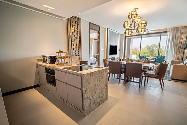 Angsana Oceanview Residences — Кухня с островом, Банг Тао и Лагуна, Пхукет