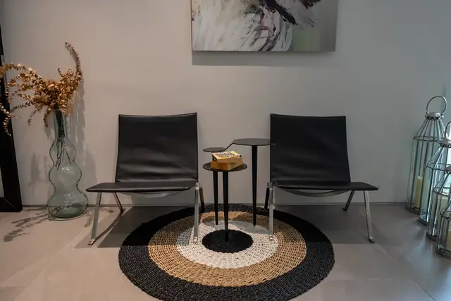Citygate De Phuket — Кресла у окна, Камала и Сурин, Пхукет