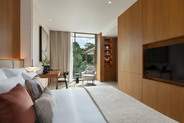 Kiara Reserve Residence Villas — Спальня с медиа-стеной · вилла 4 спальни, Лаян, Пхукет