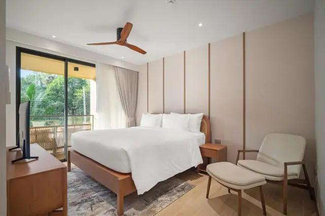 Laguna Beach Residences Reef — Спальня с выходом на террасу, Банг Тао и Лагуна, Пхукет