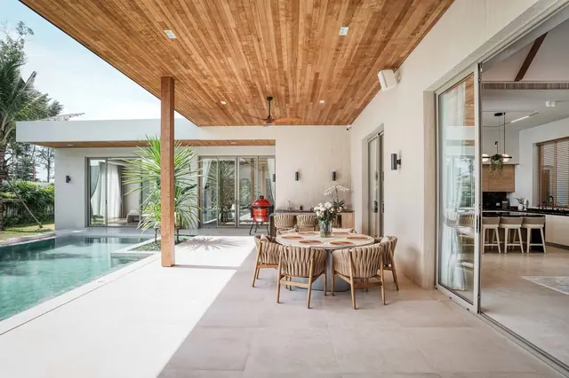 Layan Lucky Villas II — Обеденная зона на террасе, Лаян, Пхукет