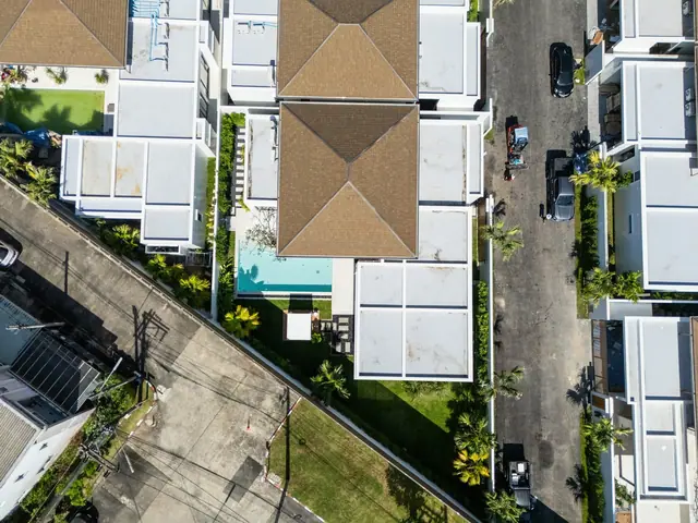 Mouana Residence KO KAEO — Вилла и подъездная дорога сверху, Ко Кео, Пхукет