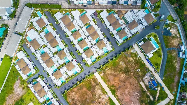 Mouana Residence KO KAEO — Аэросъёмка: кварталы вилл, Ко Кео, Пхукет