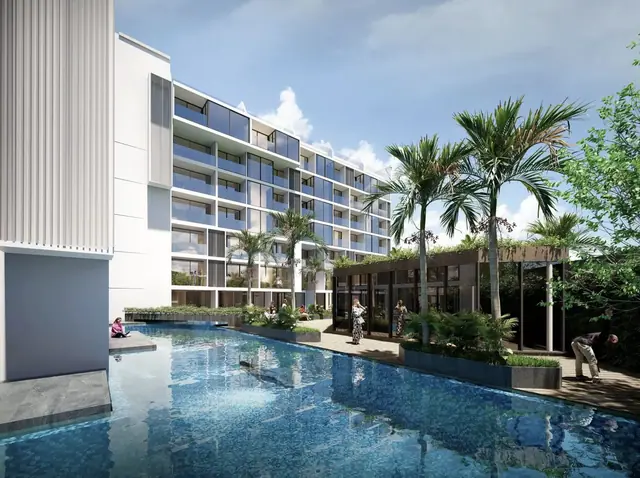 Next Point Condominium — Двор с бассейном и пальмами, Раваи и Най Харн, Пхукет
