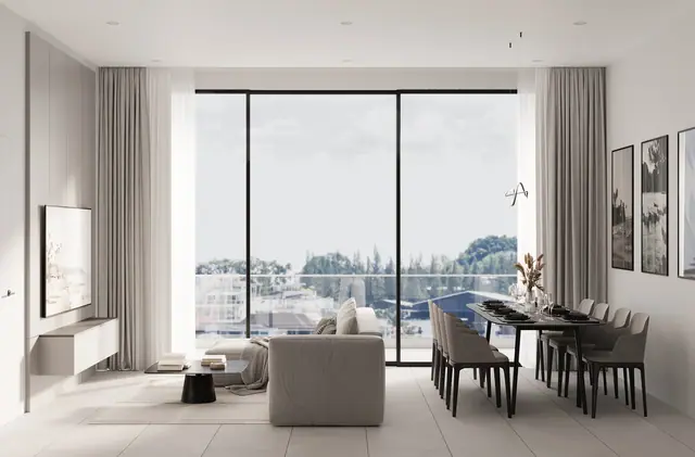 Next Point Condominium — Гостиная-столовая с видом на бухту · 1 спальня, Раваи и Най Харн, Пхукет