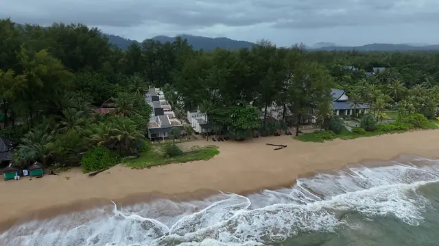 Punyisa Oceana — Береговая линия, Натай (Пханг Нга), Пхукет