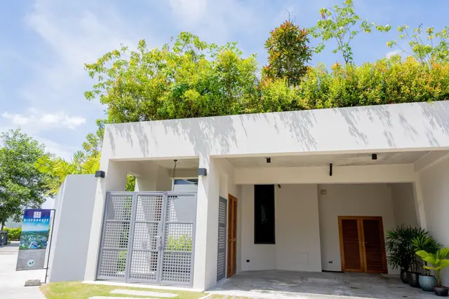 Riverhouse Phuket — Терраса и вход в дом, Банг Тао и Лагуна, Пхукет