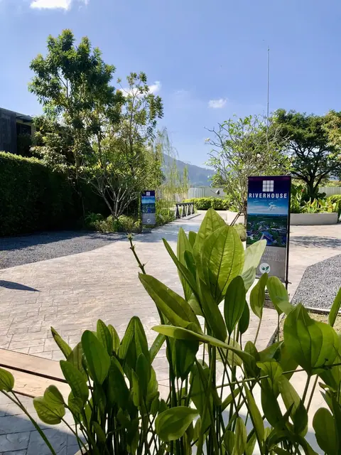 Riverhouse Phuket — Указатель у въезда, Банг Тао и Лагуна, Пхукет