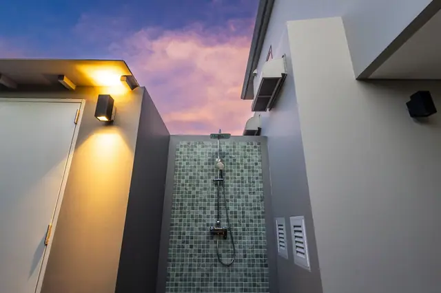 Riverhouse Phuket — Наружный душ на закате, Банг Тао и Лагуна, Пхукет