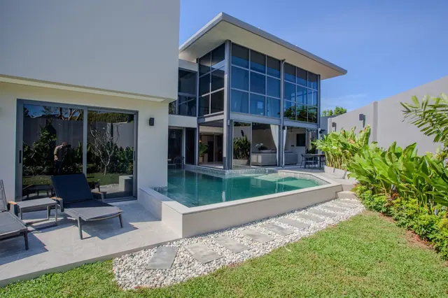 Riverhouse Phuket — Бассейн, лежак и лужайка, Банг Тао и Лагуна, Пхукет