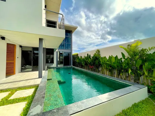 Riverhouse Phuket — Бассейн и лужайка, Банг Тао и Лагуна, Пхукет
