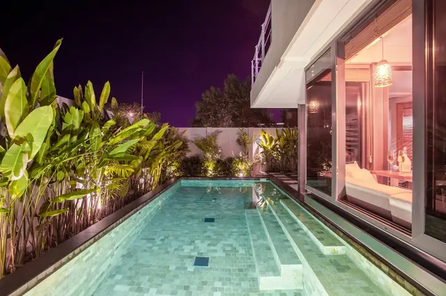 Riverhouse Phuket — Бассейн ночью с подсветкой, Банг Тао и Лагуна, Пхукет