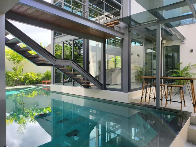 Riverhouse Phuket — Бассейн и лестница, Банг Тао и Лагуна, Пхукет