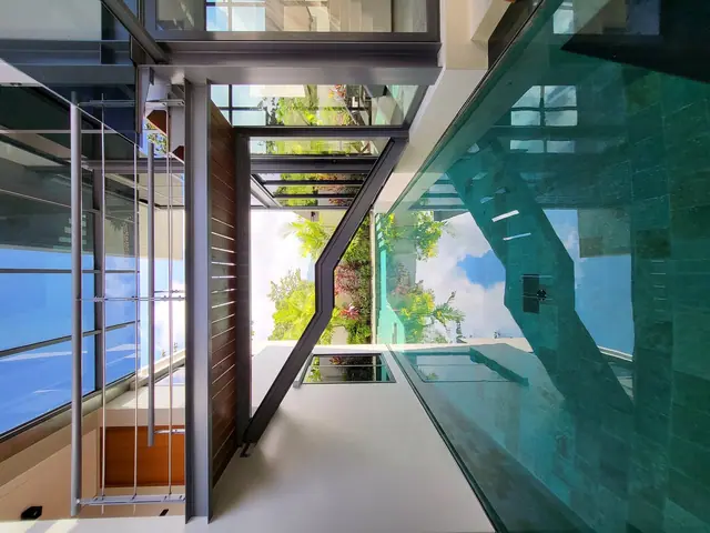 Riverhouse Phuket — Стеклянная лестница, Банг Тао и Лагуна, Пхукет