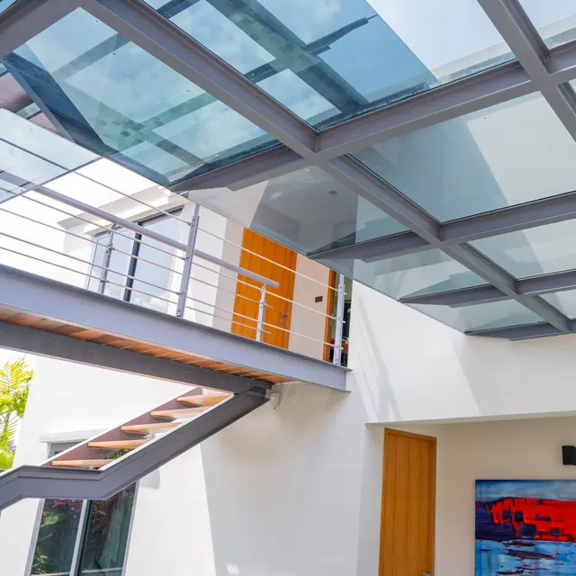 Riverhouse Phuket — Стеклянный навес и лестница, Банг Тао и Лагуна, Пхукет