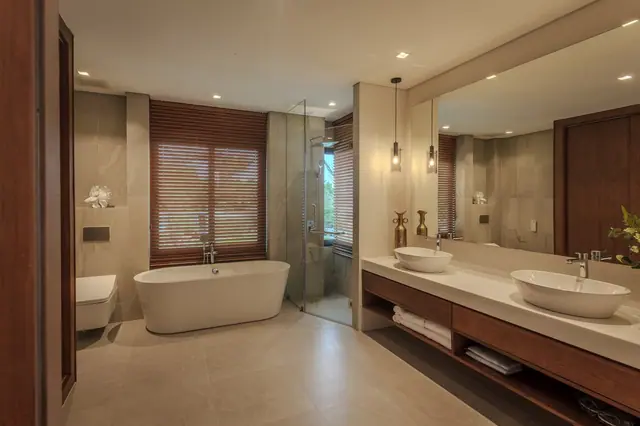 Riverhouse Phuket — Ванная с отдельно стоящей ванной, Банг Тао и Лагуна, Пхукет