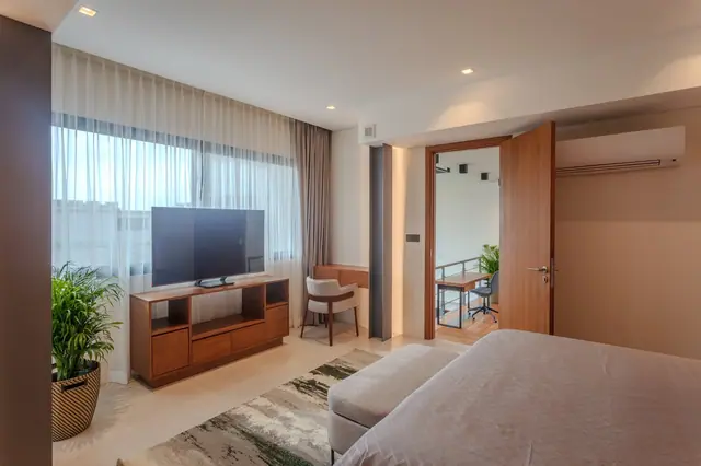 Riverhouse Phuket — Спальня с телевизором, Банг Тао и Лагуна, Пхукет
