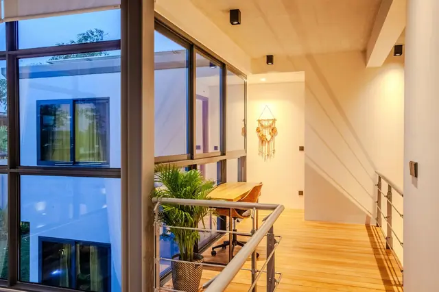 Riverhouse Phuket — Антресоль и лестница, Банг Тао и Лагуна, Пхукет