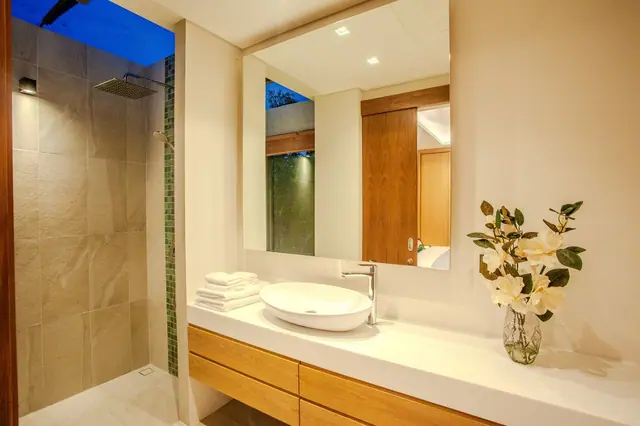 Riverhouse Phuket — Ванная с раковиной, Банг Тао и Лагуна, Пхукет