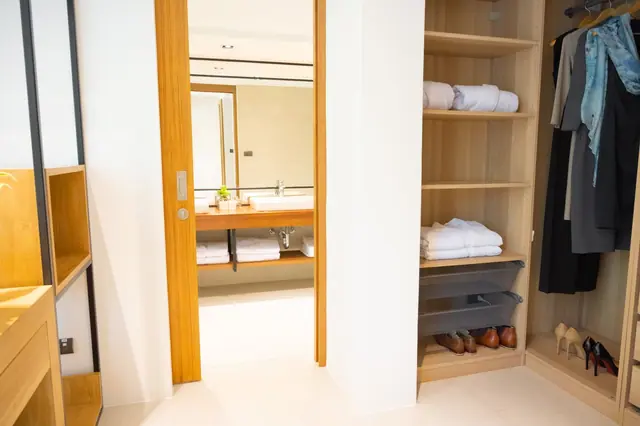 Riverhouse Phuket — Гардеробная, Банг Тао и Лагуна, Пхукет