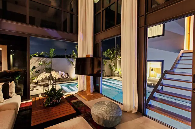 Riverhouse Phuket — Гостиная у бассейна вечером, Банг Тао и Лагуна, Пхукет