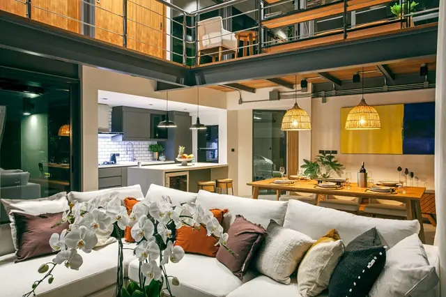 Riverhouse Phuket — Гостиная-столовая, Банг Тао и Лагуна, Пхукет