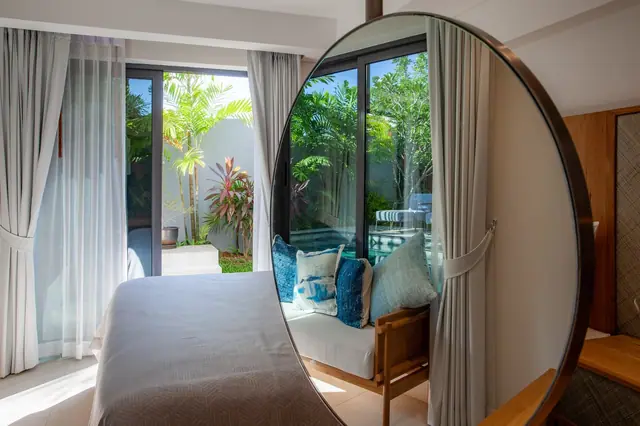 Riverhouse Phuket — Спальня с круглым зеркалом, Банг Тао и Лагуна, Пхукет