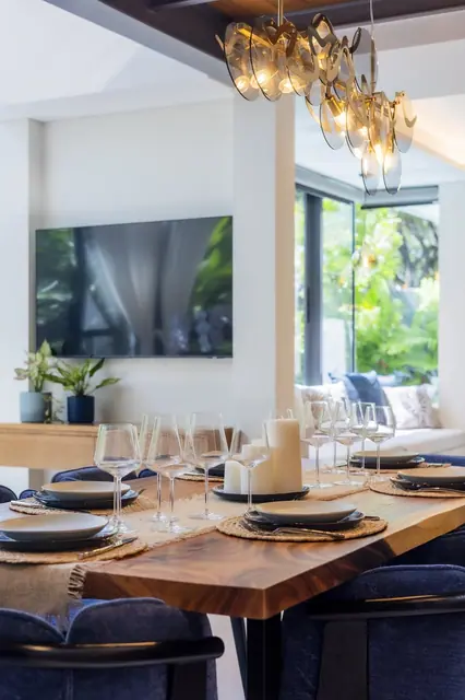 Riverhouse Phuket — Сервировка обеденного стола, Банг Тао и Лагуна, Пхукет