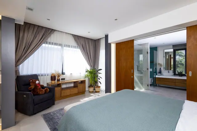 Riverhouse Phuket — Спальня с креслом, Банг Тао и Лагуна, Пхукет