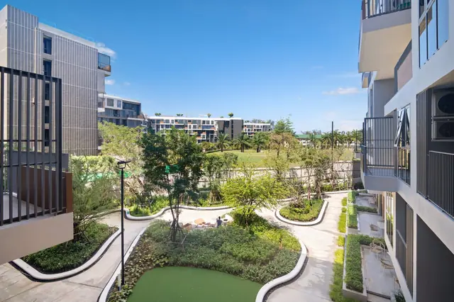 Skypark Celeste — Внутренний двор с прудом, Банг Тао и Лагуна, Пхукет
