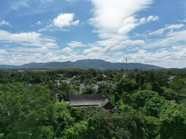 Sun Hills Lakeside Phuket — Вид с участка на холмы, Банг Тао и Лагуна, Пхукет