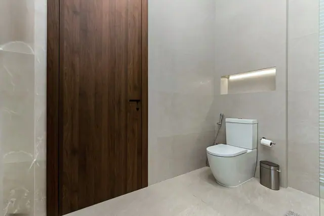 Sunti Villas — Санузел в каменной отделке, Банг Тао и Лагуна, Пхукет