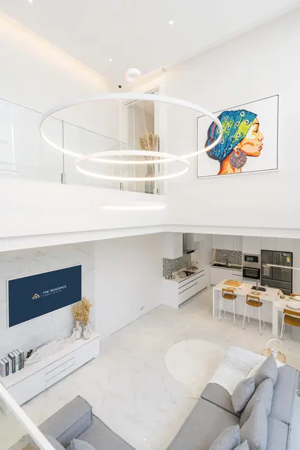 The Residence Prime by Andaman Asset Solution — Гостиная-кухня, вид сверху, Банг Тао и Лагуна, Пхукет