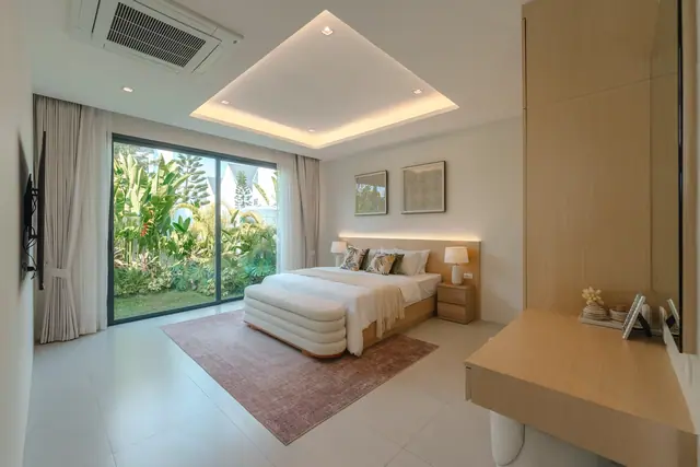 The Wynn Luxury Villa Phuket — Спальня 1 с выходом на террасу, Банг Тао и Лагуна, Пхукет