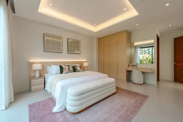The Wynn Luxury Villa Phuket — Спальня 1 с зеркалом и консолью, Банг Тао и Лагуна, Пхукет