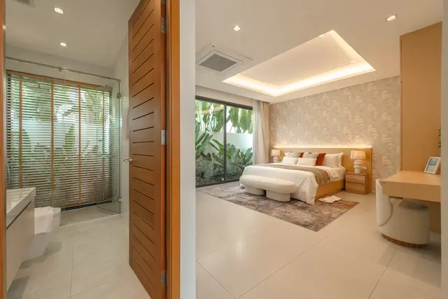 The Wynn Luxury Villa Phuket — Спальня 2 с ванной за стеклом, Банг Тао и Лагуна, Пхукет