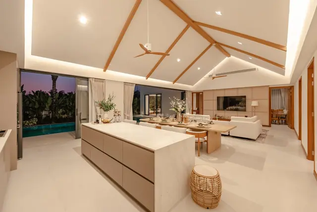 The Wynn Luxury Villa Phuket — Кухонный остров и гостиная, Банг Тао и Лагуна, Пхукет