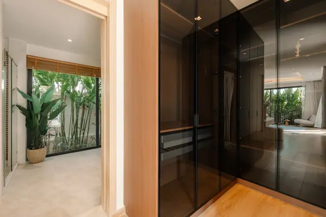 The Wynn Luxury Villa Phuket — Вход в ванную мастер-спальни, Банг Тао и Лагуна, Пхукет