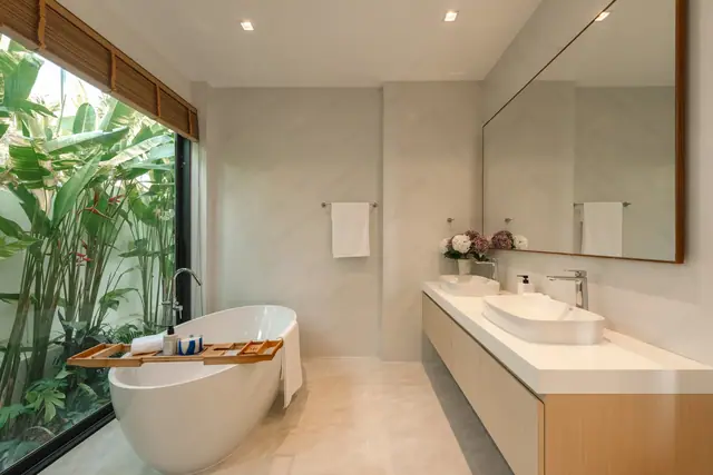 The Wynn Luxury Villa Phuket — Ванная с отдельно стоящей ванной, Банг Тао и Лагуна, Пхукет