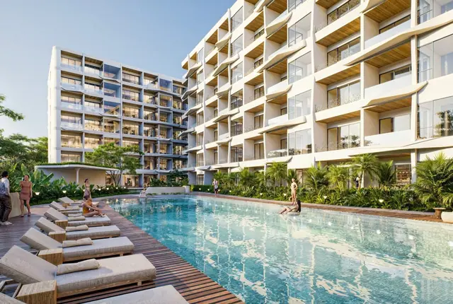 Wallaya Residence Nai Harn — Бассейн с шезлонгами, Раваи и Най Харн, Пхукет