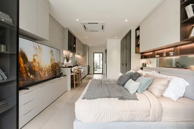 Wallaya Residence Nai Harn — Спальня с ТВ, студия, Раваи и Най Харн, Пхукет