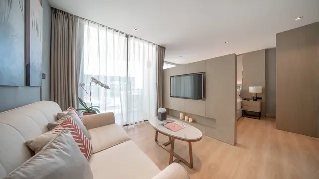 Wyndham La Vita Phuket — Гостиная с диваном · 1 спальня, 36 м², Раваи и Най Харн, Пхукет